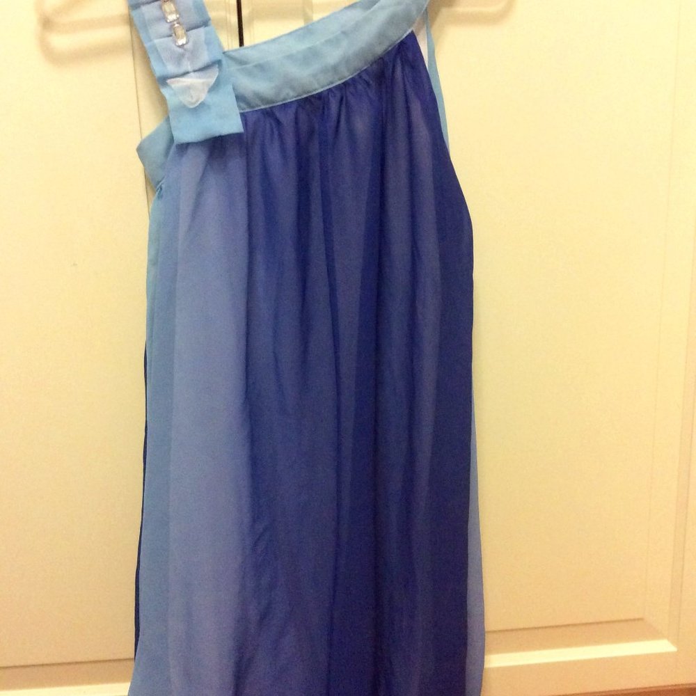 Bloome de jeune fille ombre blue formal  sleeveless dress size 16 girls